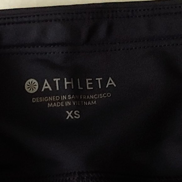 ATHLETA Navy Blue Volley Skirt Skort Size XS Side Zipper Pocket Like New - Picture 10 of 11